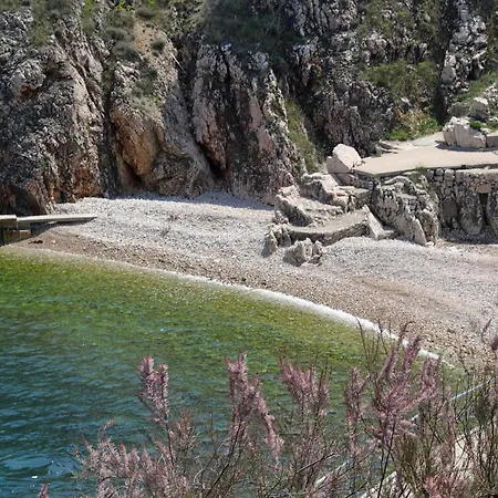 Double 5302b Vrbnik (Primorje-Gorski Kotar)